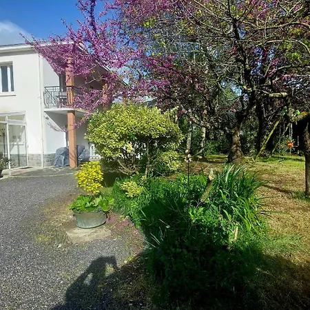 Maison Familiale 2 Etoiles - Parking - Jardin