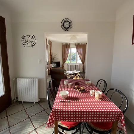 Maison Familiale 2 Etoiles - Parking - Jardin