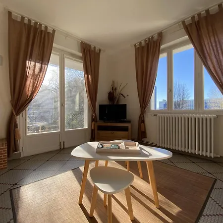 Maison Familiale 2 Etoiles - Parking - Jardin Vakantiehuis